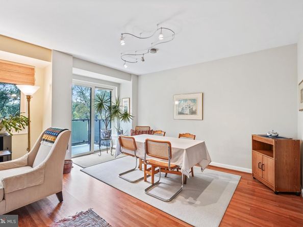 4201 Cathedral Avenue NW 913W, Washington DC 20016