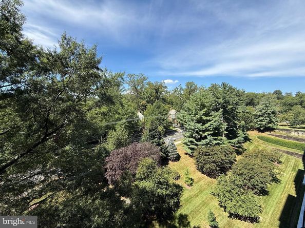 4201 Cathedral Avenue NW 913W, Washington DC 20016