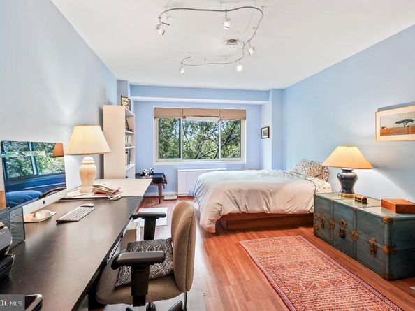 4201 Cathedral Avenue NW 913W, Washington DC 20016