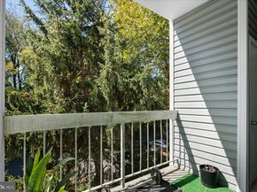 3178 Summit Square Drive 3C11, Oakton VA 22124