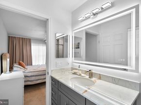 13014 Cabin Creek Road 13014, Herndon VA 20171