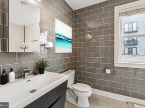 1239 Simms Place NE 1, Washington DC 20002