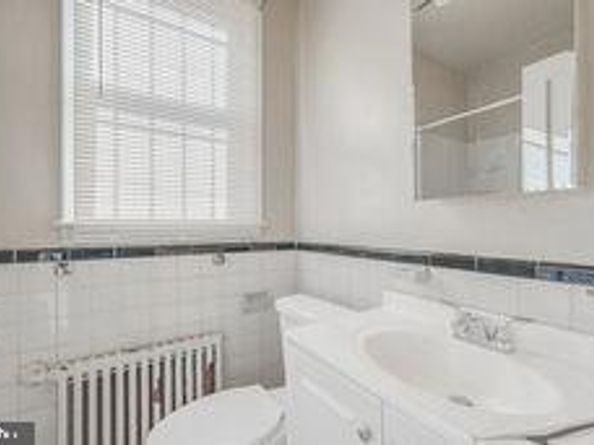 324 34TH Street SE, Washington DC 20019