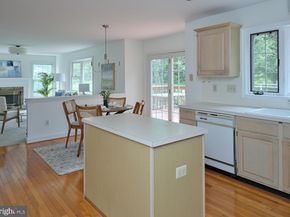 15 Riverstone Circle, New Hope PA 18938