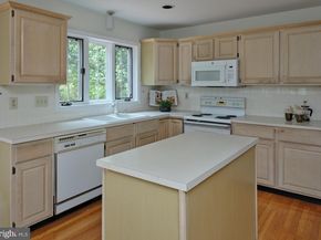 15 Riverstone Circle, New Hope PA 18938