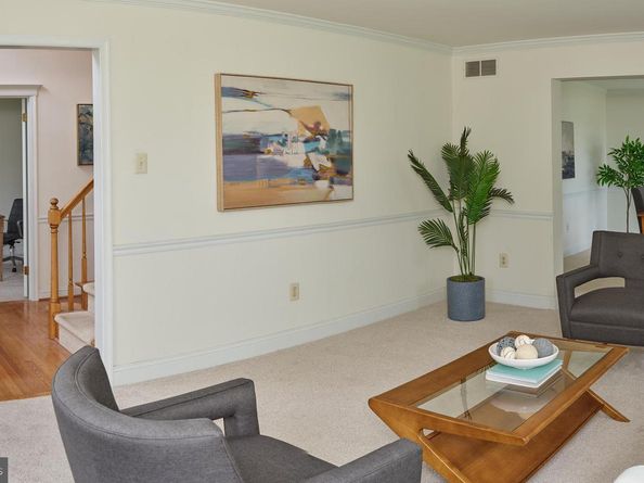 15 Riverstone Circle, New Hope PA 18938