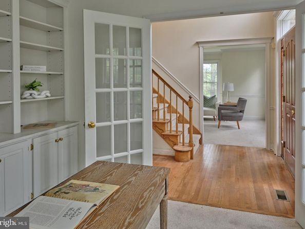 15 Riverstone Circle, New Hope PA 18938