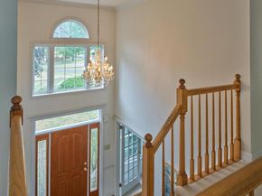 15 Riverstone Circle, New Hope PA 18938