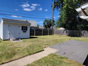 331 Indian Creek Drive, Levittown PA 19057