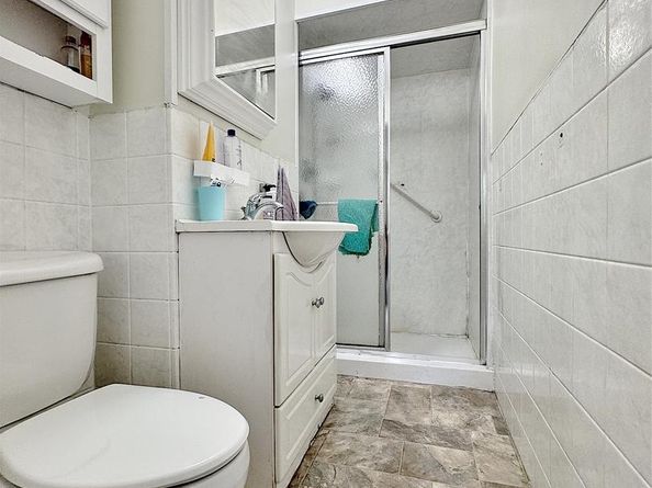 3785 Genesee Drive, Philadelphia PA 19154