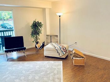 3222 S 28TH Street S