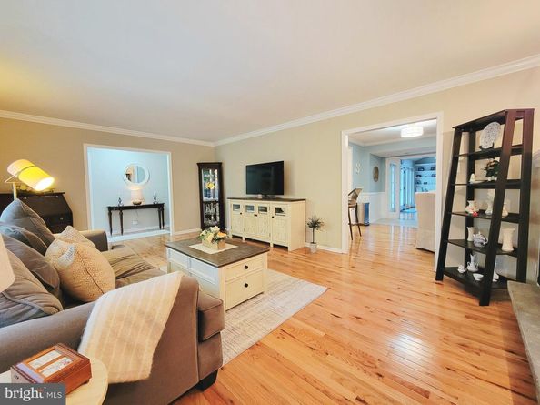 850 Thomas, Lafayette Hill PA 19444