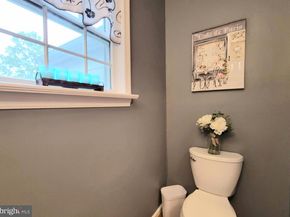 850 Thomas, Lafayette Hill PA 19444