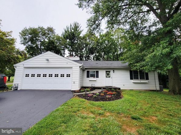 850 Thomas, Lafayette Hill PA 19444