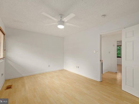 12154 Captiva Court, Reston VA 20191