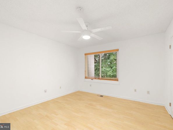 12154 Captiva Court, Reston VA 20191