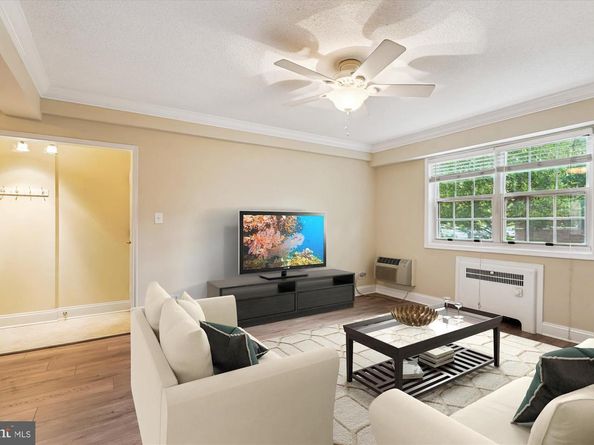4378 N Pershing Drive 43781, Arlington VA 22203