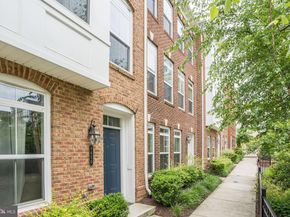 9652 Pullman Place, Fairfax VA 22031