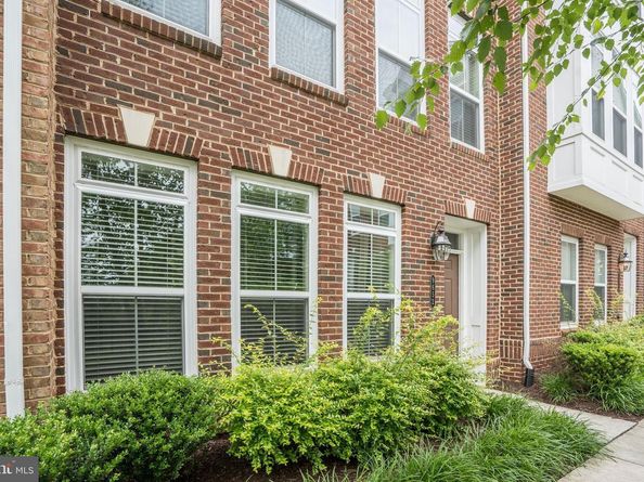 9652 Pullman Place, Fairfax VA 22031