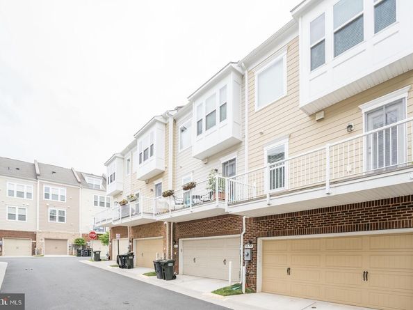 9652 Pullman Place, Fairfax VA 22031