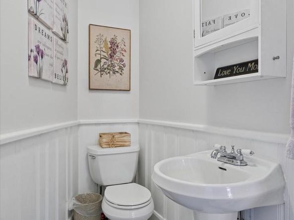 4 W Possum Hollow Road, Rose Valley PA 19086