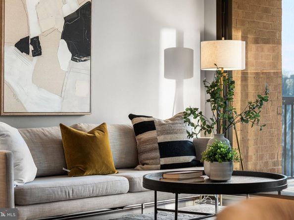 4500 S Four Mile Run Drive 710, Arlington VA 22204