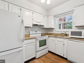 2107 N Scott Street 70, Arlington VA 22209