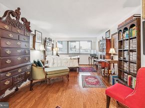 2401 Pennsylvania Avenue 3B21, Philadelphia PA 19130