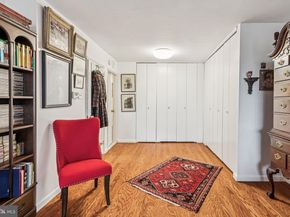 2401 Pennsylvania Avenue 3B21, Philadelphia PA 19130