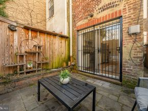 706 L Street SE, Washington DC 20003