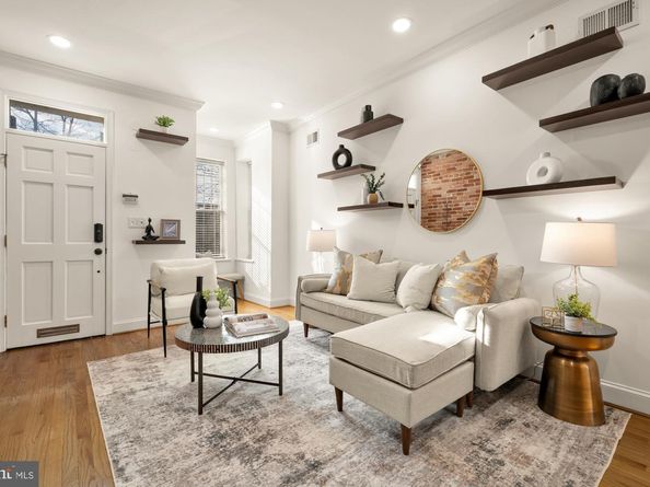 706 L Street SE, Washington DC 20003