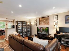 5008 9TH Street S, Arlington VA 22204