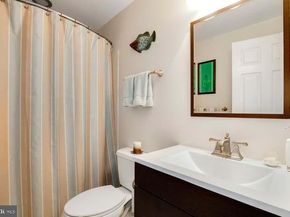 5008 9TH Street S, Arlington VA 22204