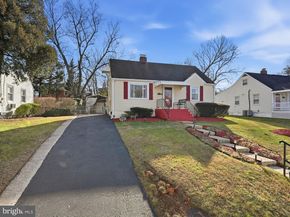 6821 Barrett Road, Falls Church VA 22042