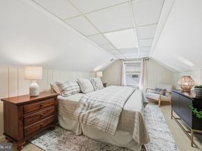 6821 Barrett Road, Falls Church VA 22042