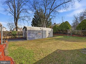 6821 Barrett Road, Falls Church VA 22042