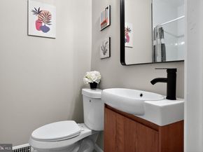 657 N May Place, Philadelphia PA 19139