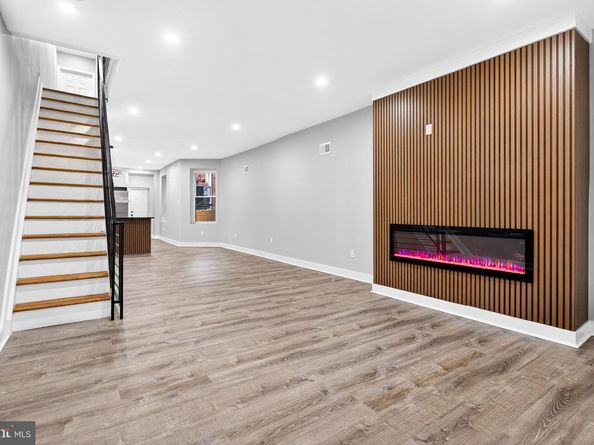 829 E Westmoreland Street, Philadelphia PA 19134