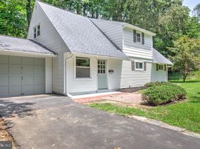 8407 Hull Drive, Glenside PA 19038