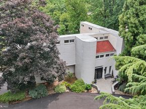 1351 Bobarn Drive, Penn Valley PA 19072