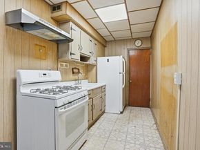 1008 E Cheltenham Avenue, Philadelphia PA 19124