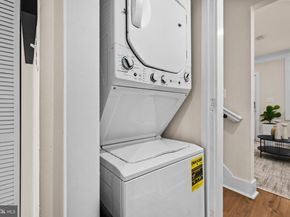 1742 L Street NE, Washington DC 20002