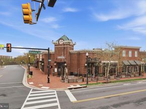 1306 Chetworth Court, Alexandria VA 22314