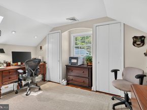 2260 48TH Street NW, Washington DC 20007