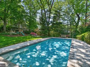2260 48TH Street NW, Washington DC 20007