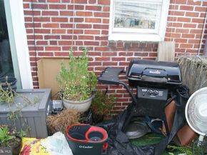 735 Grant Road, Folcroft PA 19032