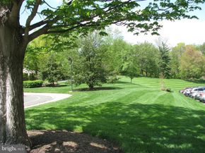 203 Yoakum Parkway 1004, Alexandria VA 22304