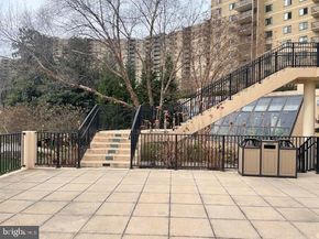 203 Yoakum Parkway 1004, Alexandria VA 22304