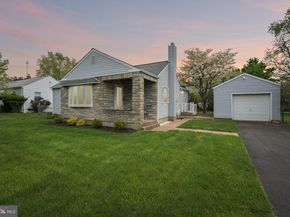 12209 Thornton Road, Philadelphia PA 19154