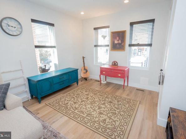5517 7TH Street NW 1, Washington DC 20011